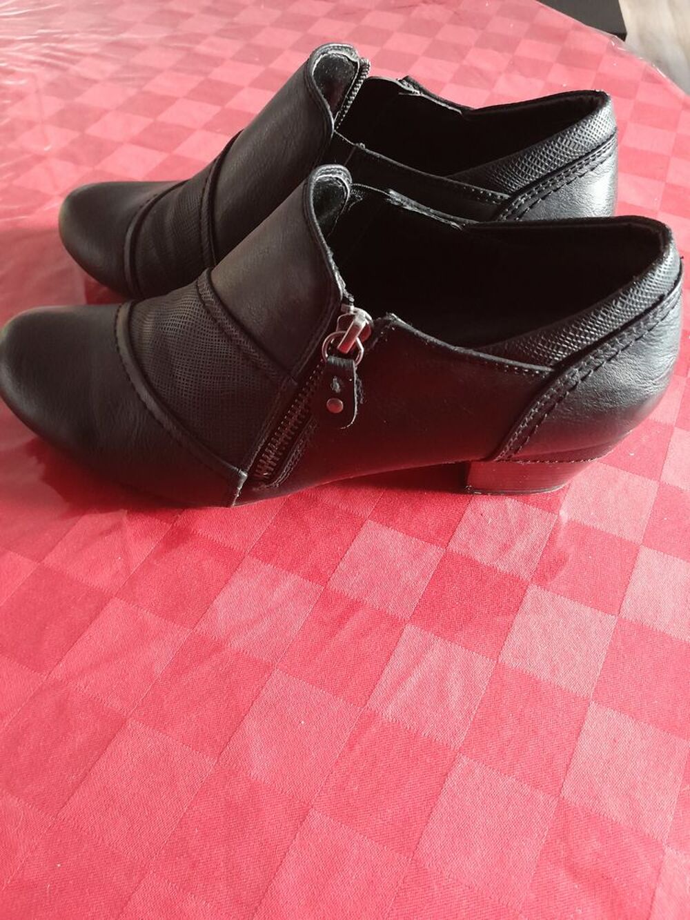 Chaussure cuir style Derbie 
Chaussures