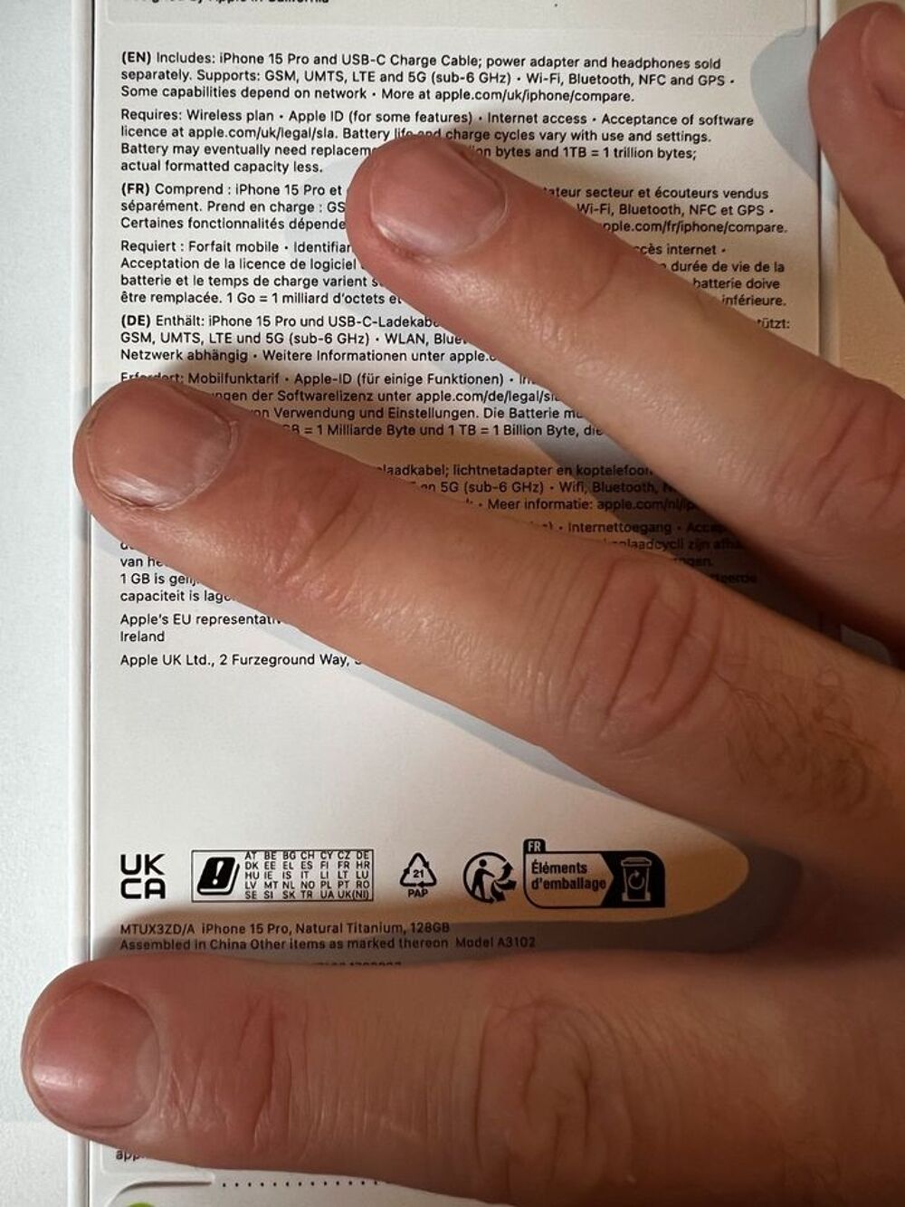 Apple&nbsp;iPhone 15 Pro Titane Naturel 128Go Téléphones et tablettes