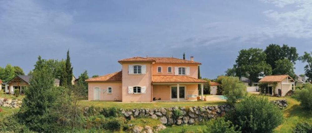 Vente Maison Haut IDRON . Vue imprenable T6 récent, tout confort et calme Idron