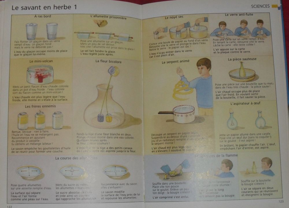 2 livres encyclop&eacute;diques Copain des Mers et M&eacute;ga Benjamin. Livres et BD