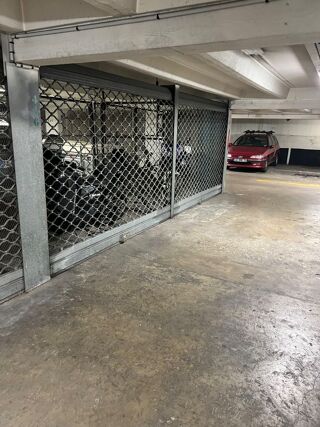  Parking / Garage � vendre 70 m�
