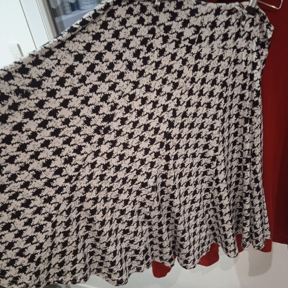 Jupe longue taille elastique (40) marque DPM acrylique, poly Vêtements
