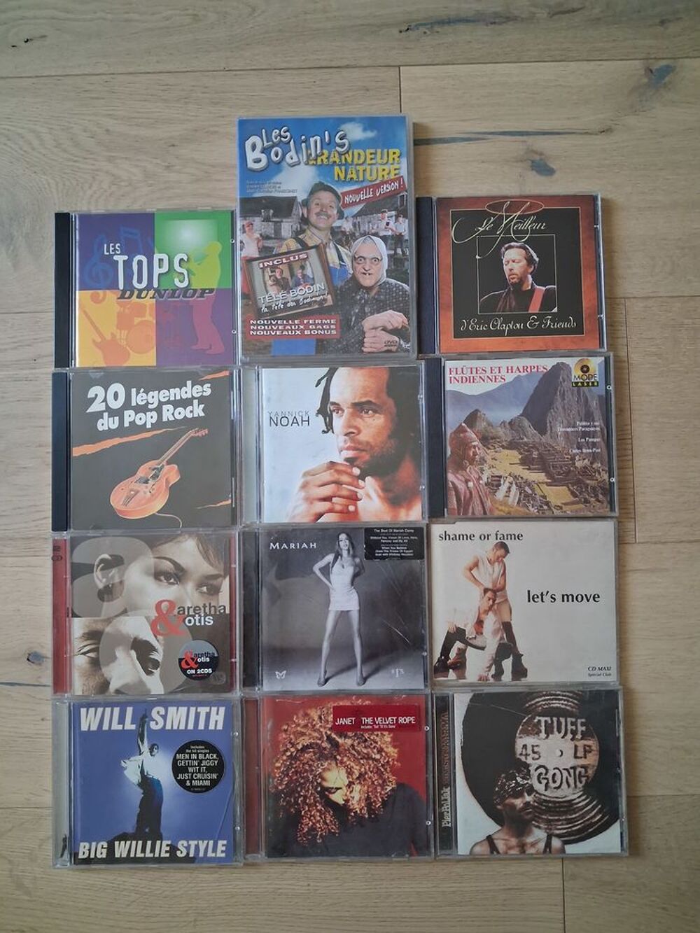 LOT DE 15 DVD + 11 CD Audio et hifi