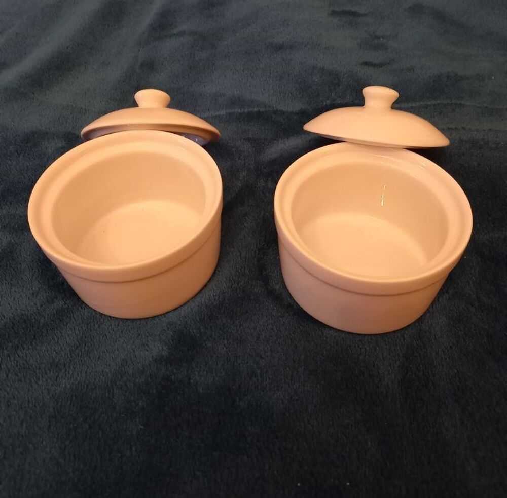 Lot de 2 petits ramequins avec couvercles Cuisine