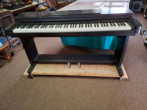 Piano YAMAHA CLAVINOVA CPL360 Saint-Macaire (33)