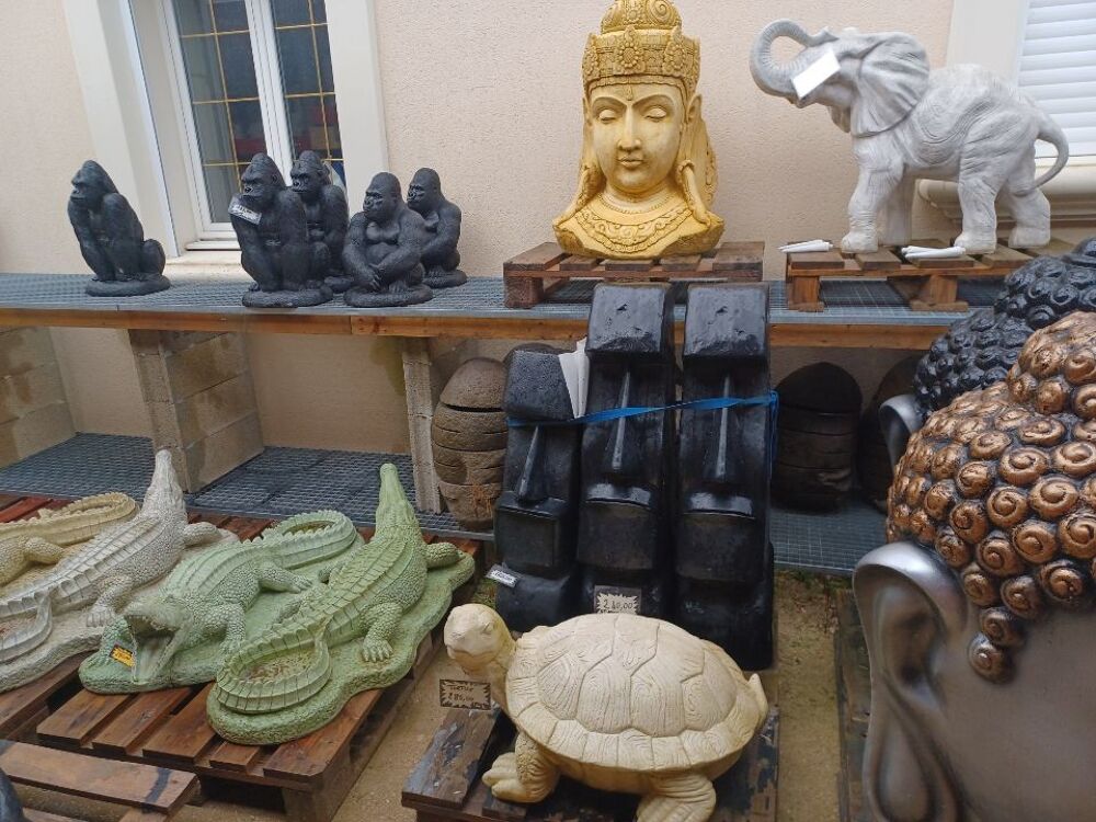AU PARADIS DE MAX parc expo plus de 300 statues et d&eacute;cos Décoration