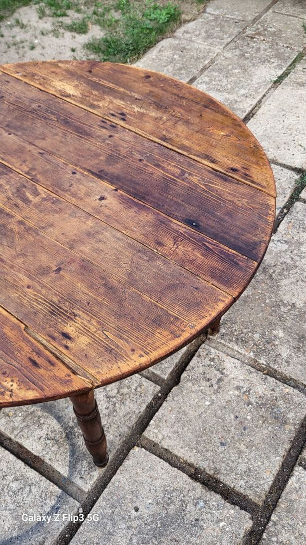 tr&egrave;s belle table ancienne Meubles