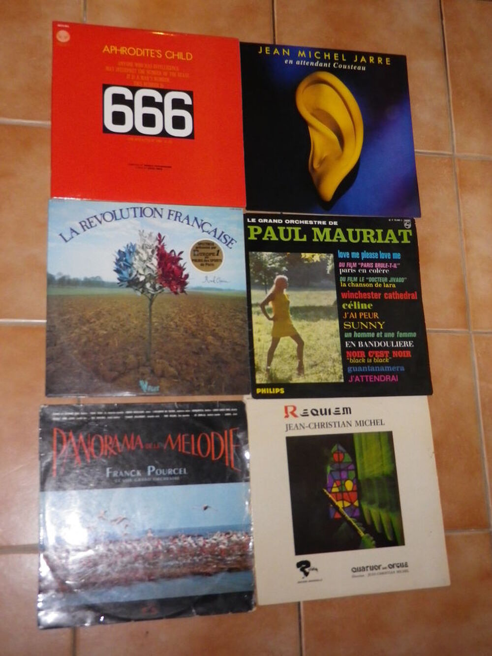 Lot de 22 DISQUES VINYLE 33 TOURS CD et vinyles
