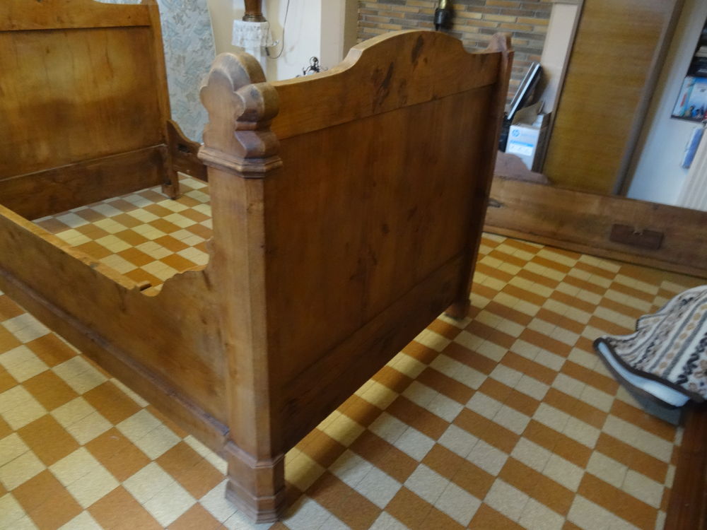 lit ancien Meubles