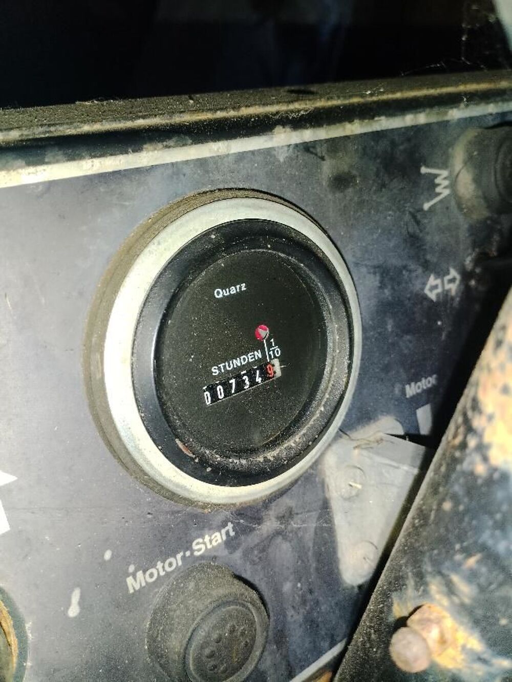 tracteur diesel 23 cv complet ou pour pi&egrave;ces d&eacute;tach&eacute;e Bricolage