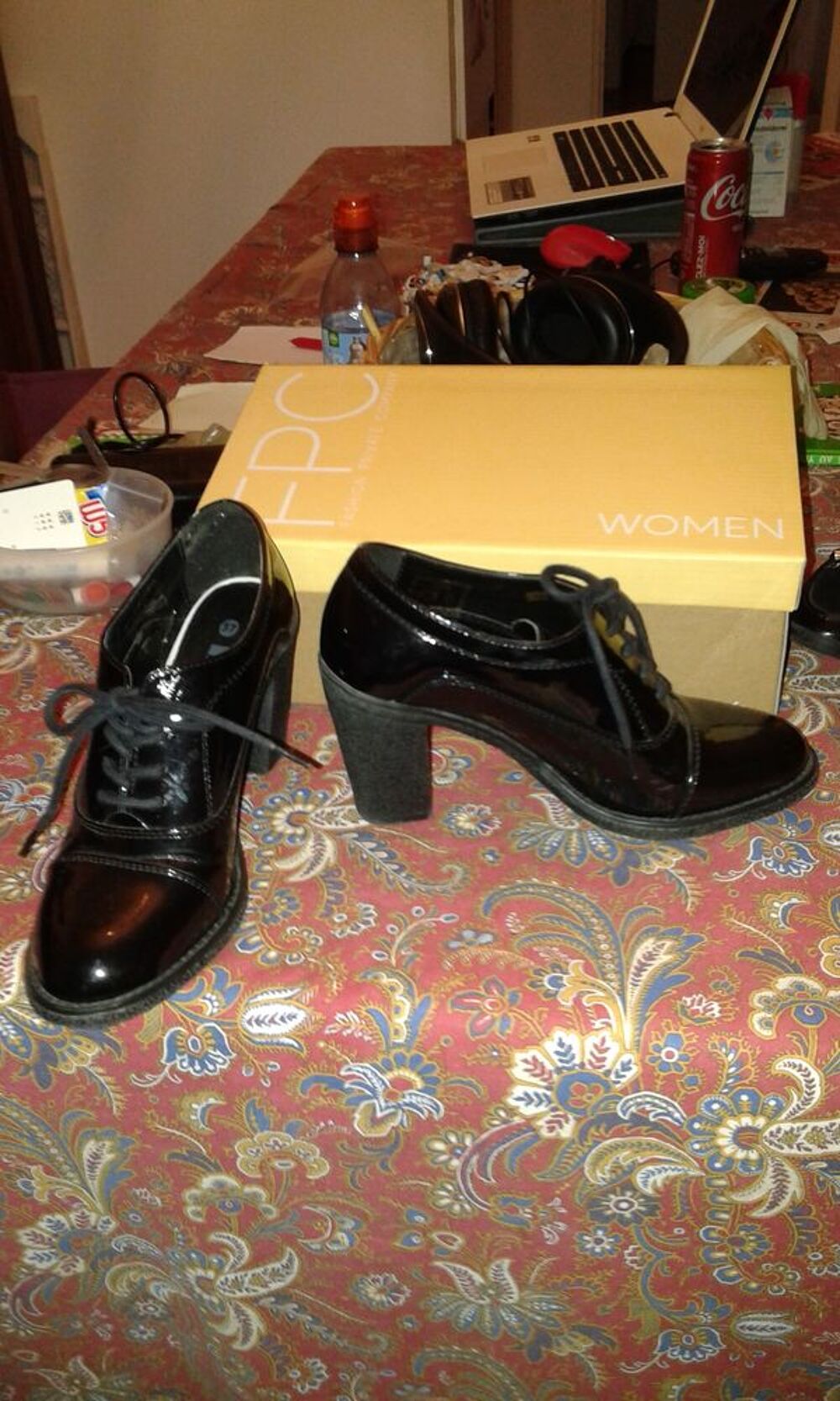 chaussures noires avec talon de 9 cm neuves du 37 Chaussures