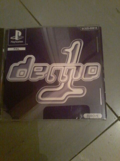 Jeu Playstation demo1 2 Tourcoing (59)