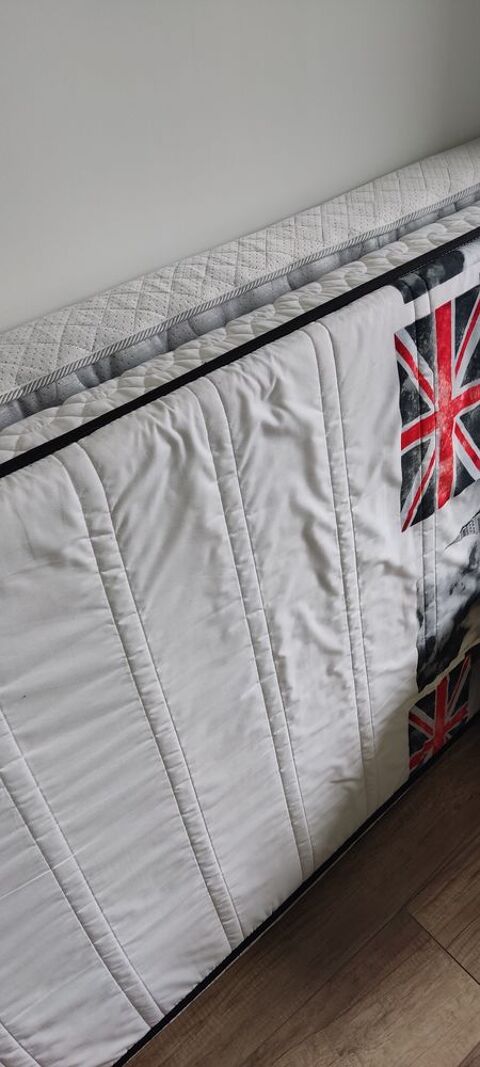 Lit gigogne blanc (150�) avec ses deux matelas en excellent 150 Meg�ve (74)