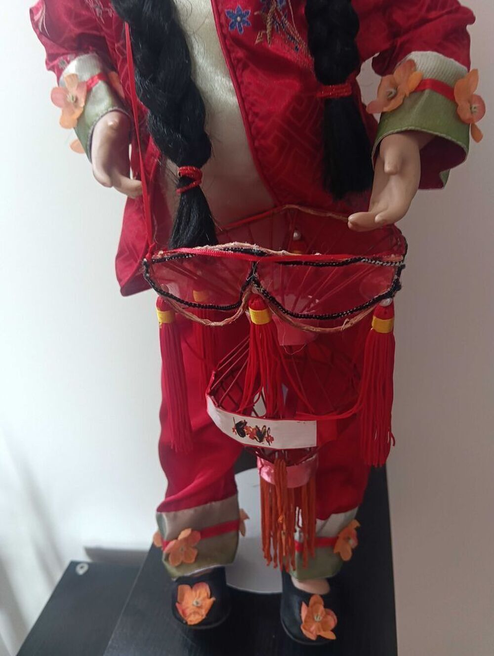 poup&eacute;e porcelaine num&eacute;rot&eacute;e au choix 