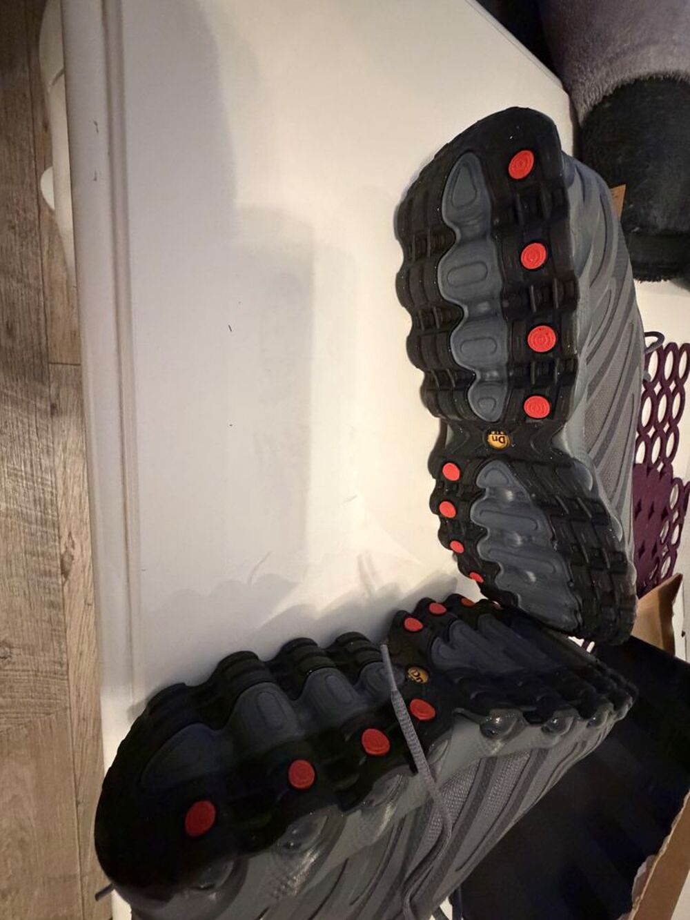 nike aire max dn 8 neuf jamais servi taille 45 Sports