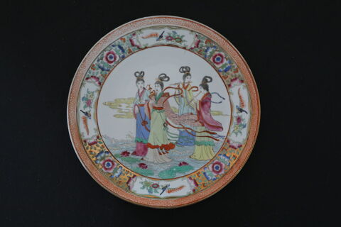ASSIETTE ASIATIQUE DECOR GEISHAS 60 Saint-�tienne (42)