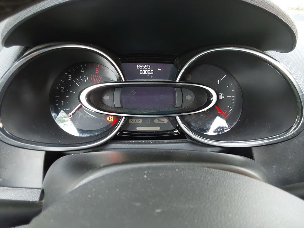 Clio IV Clio dCi 90 E6C Business 2019 occasion 38080 Saint-Marcel-Bel-Accueil