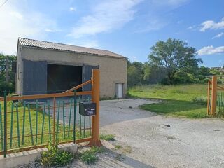  Remise / Grange à vendre 1 pièce 150 m²