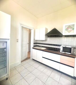  Appartement à louer 2 pièces 69 m²