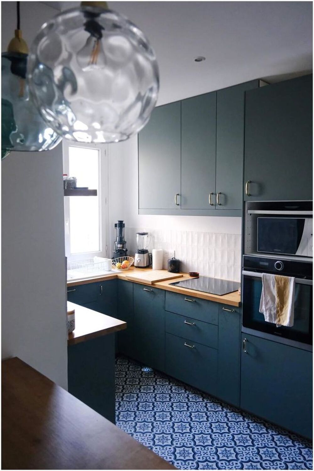 Vente Appartement Appartement refait à neuf - 66m2 - 3 / 4 pièces Paris 18