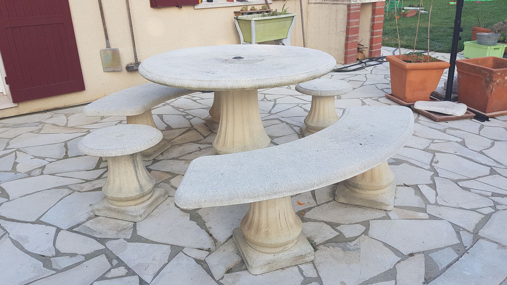 Salon de jardin en pierre Grandon Freres blanc Jardin