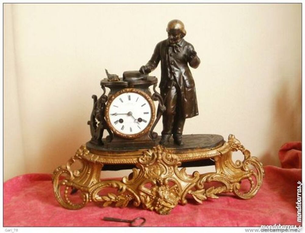 PENDULE C. DETOUCHE fournisseur de l'Empereur, Décoration