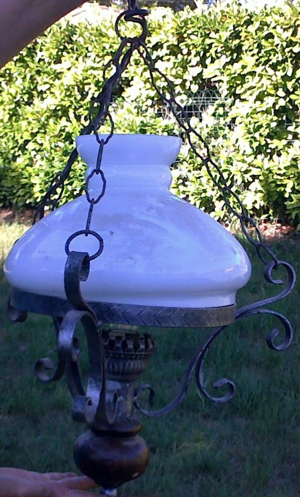 lustre en fer forg&eacute; Electroménager