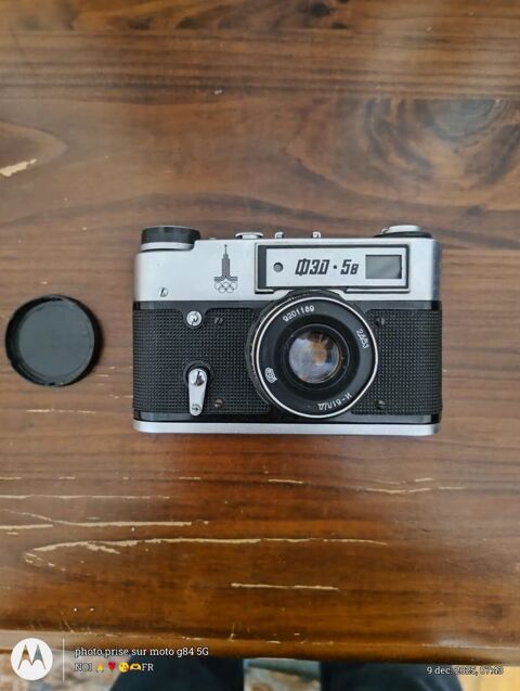 un appareil photo. 0 Vierzon (18)