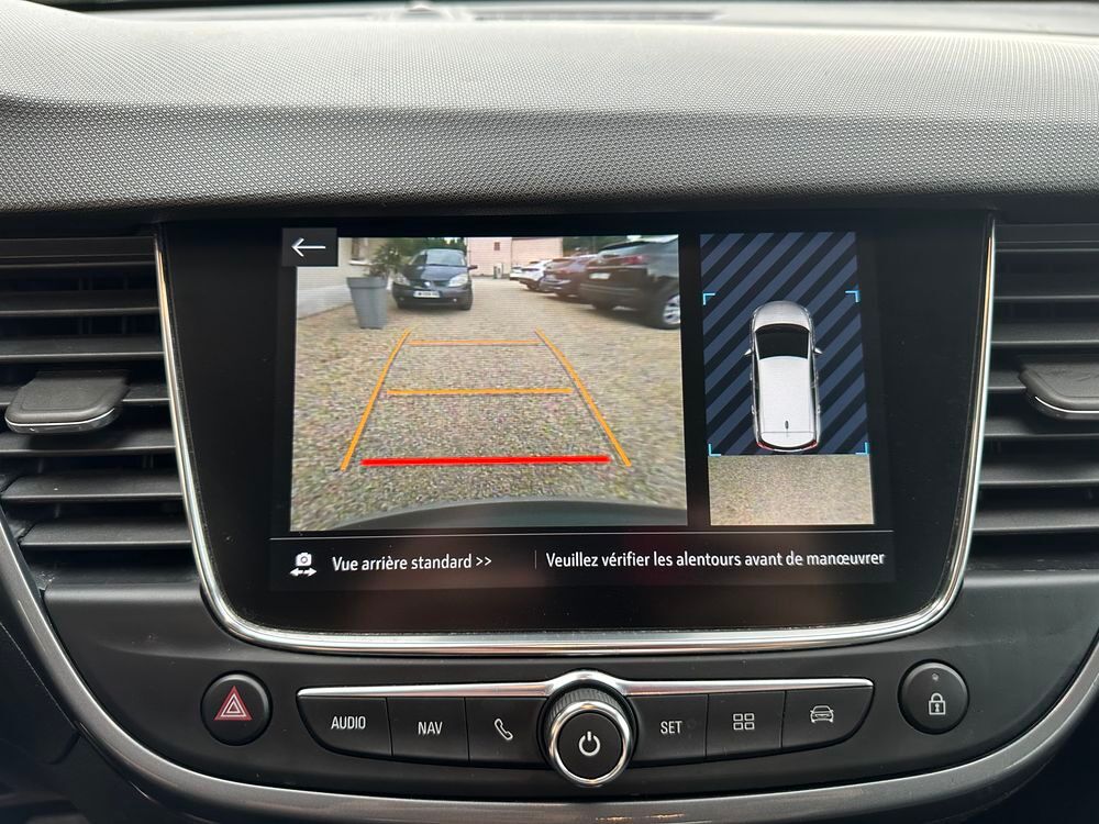 Crossland 1.5 D 120 ch BVA6 Elegance Business 2021 occasion 69400 Arnas