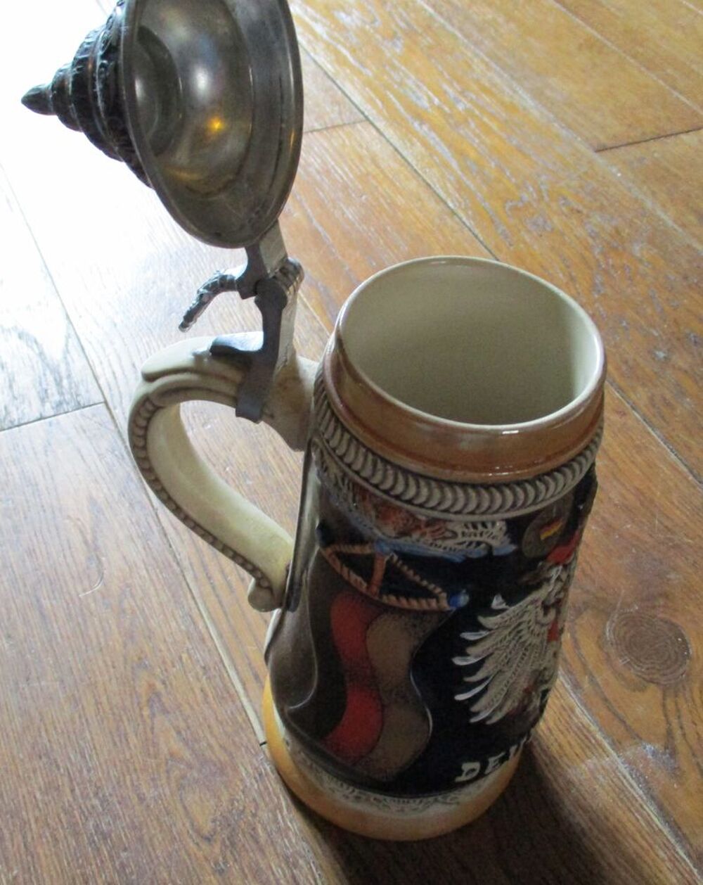 Belle chope &agrave; bi&egrave;re de collection Décoration