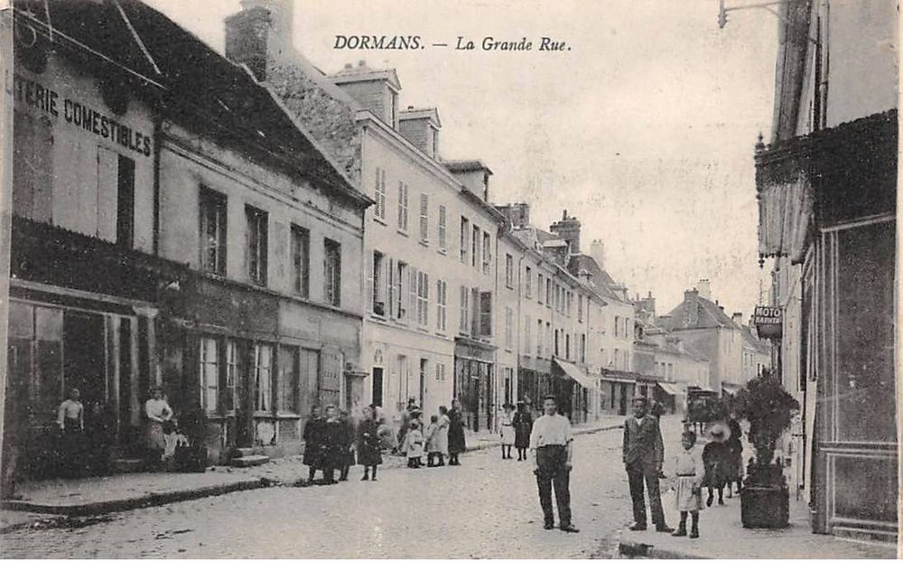 Cpa du 51 - DORMANS , la Grande Rue. . 