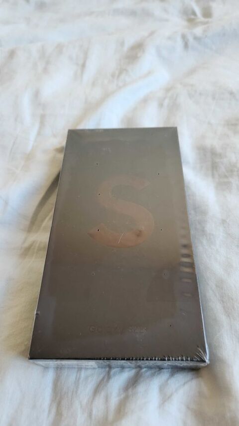 Samsung s22+ neuf sous blister 250 Paris 15 (75)