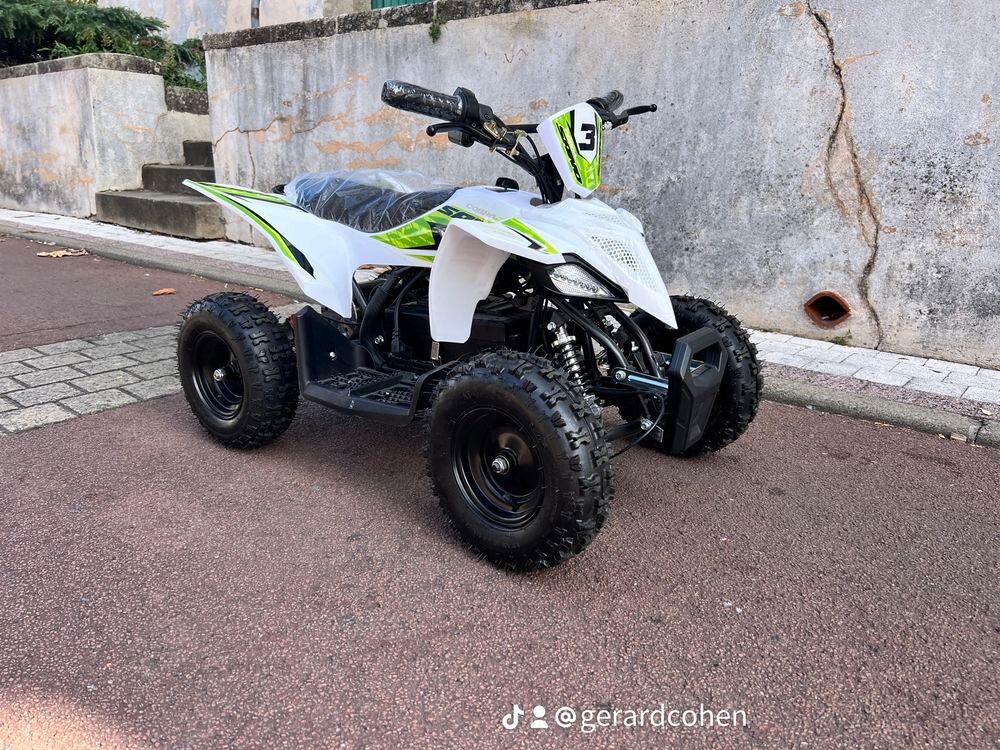 quad apollo 800w 3 vitesses Jeux / jouets