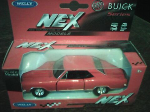 Voiture Buick Nex Welly à frictions 1/40 14 Marmande (47)