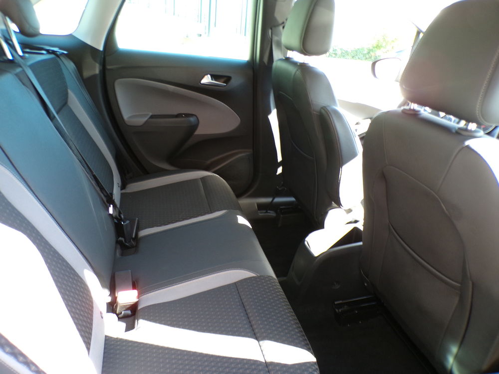 Crossland X 1.5 D 102 ch Design 120 ans 2019 occasion 42300 Roanne
