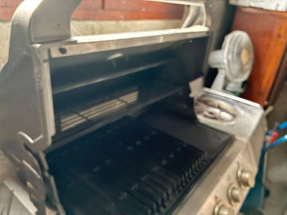 Barbecue &agrave; gaz "Blue Ember" Electroménager