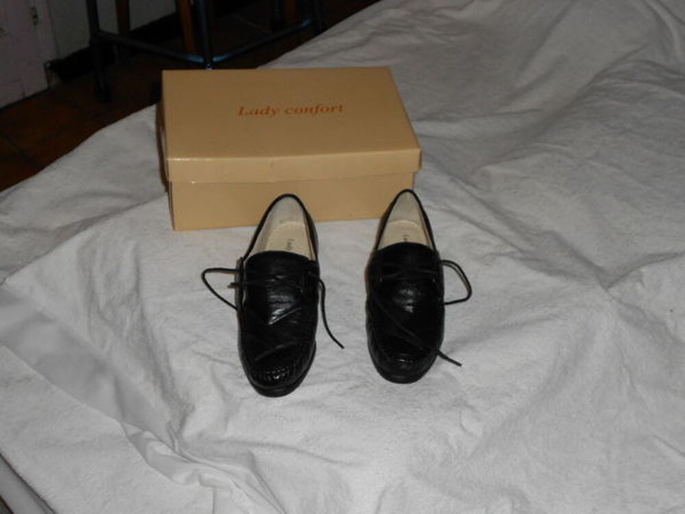 lot de deux paires de chaussures Chaussures