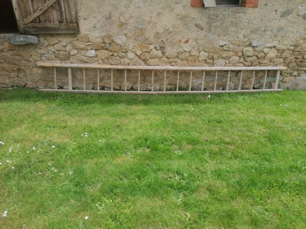 Grande &eacute;chelle. Jardin