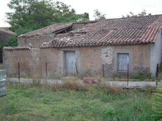  Remise / Grange � vendre 4 pi�ces 105 m� Moux