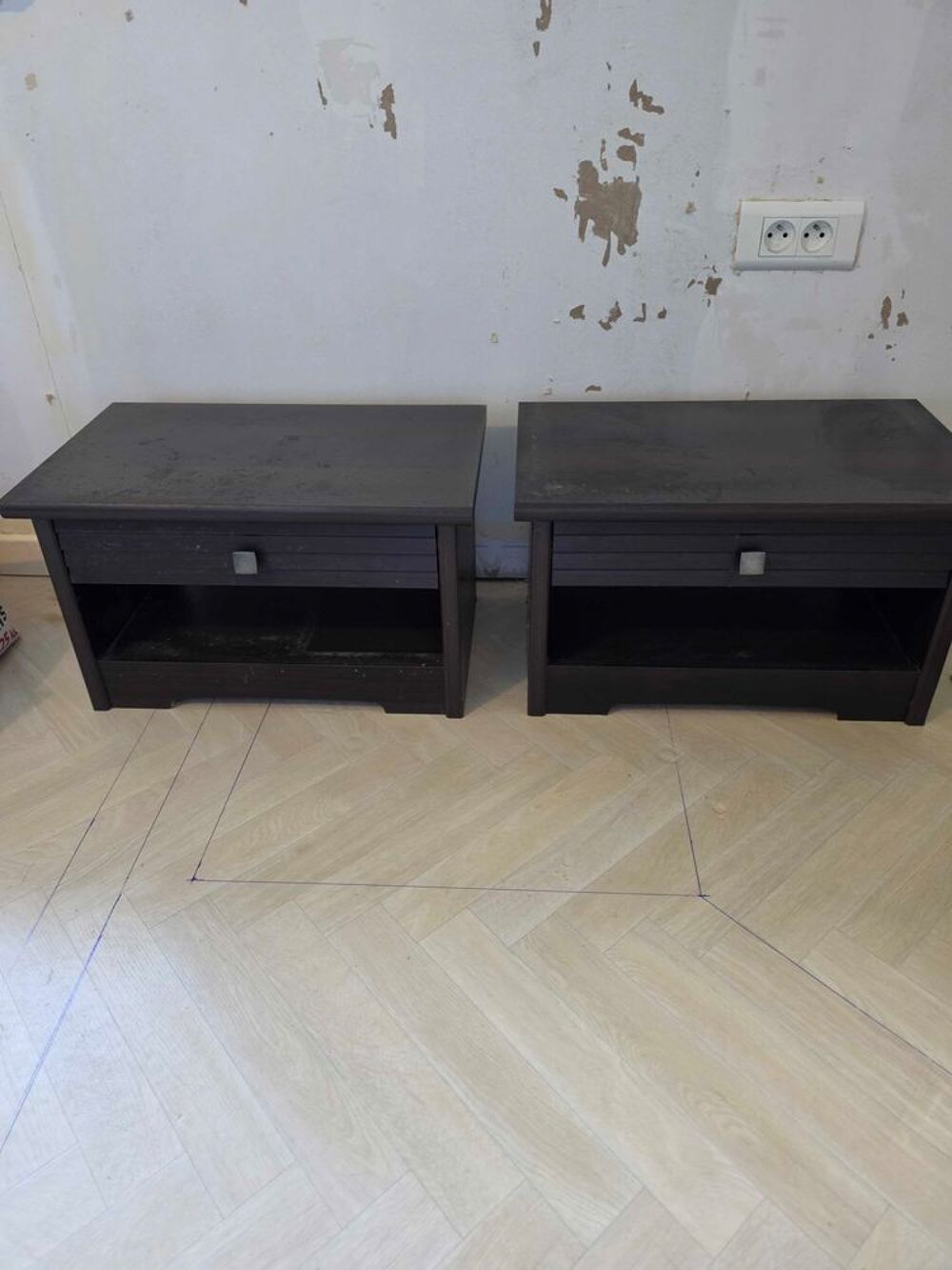 lit 140*190 avec chevet et sommier Meubles