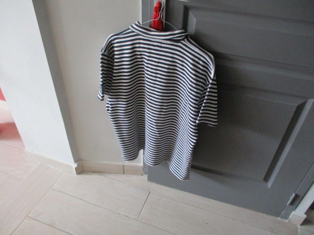 polo t shirt V�tements