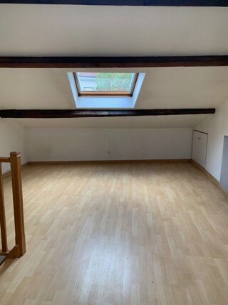  Appartement à louer 2 pièces 25 m²