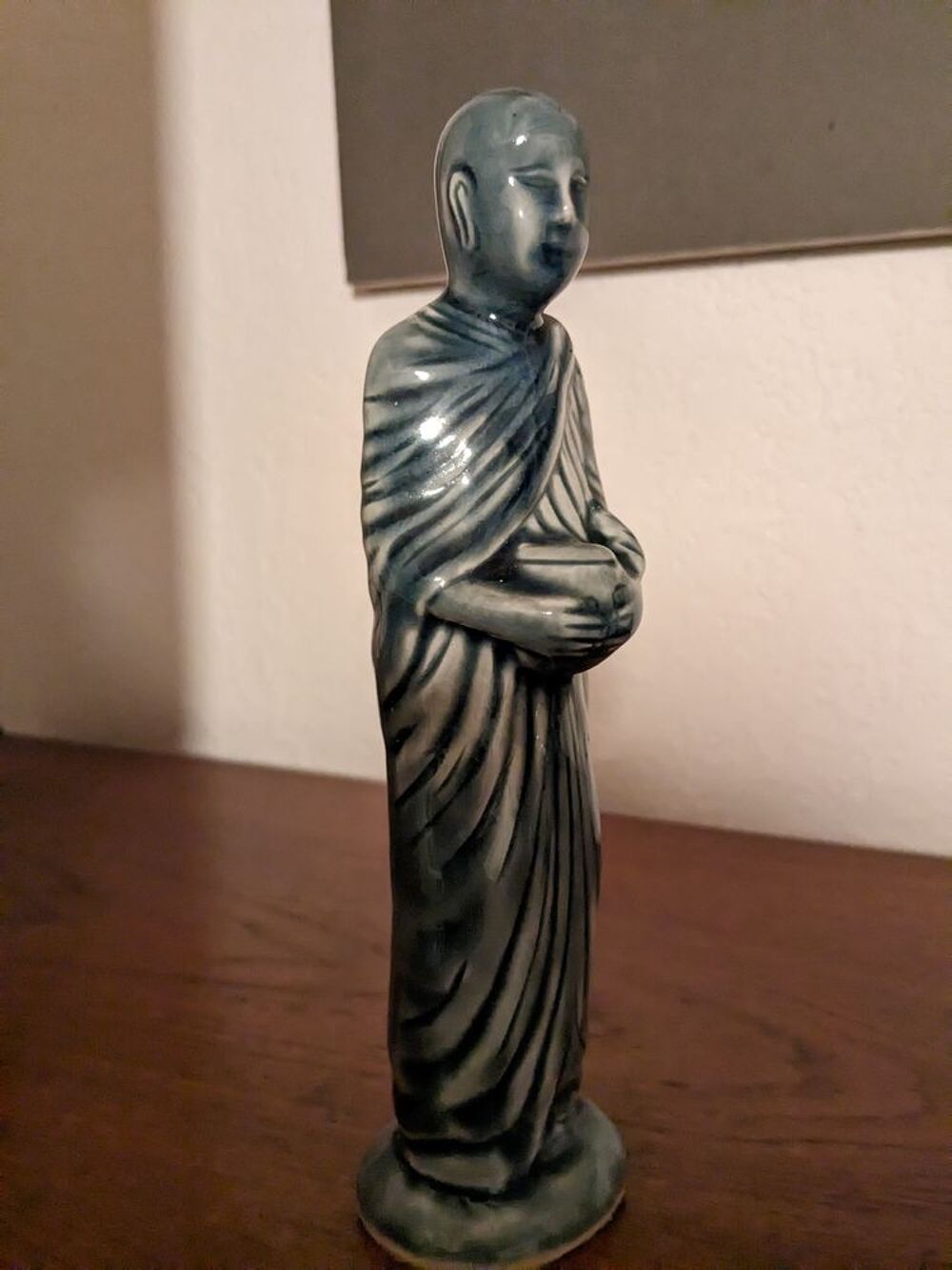 Bouddha statuette en c&eacute;ladon bleu Décoration