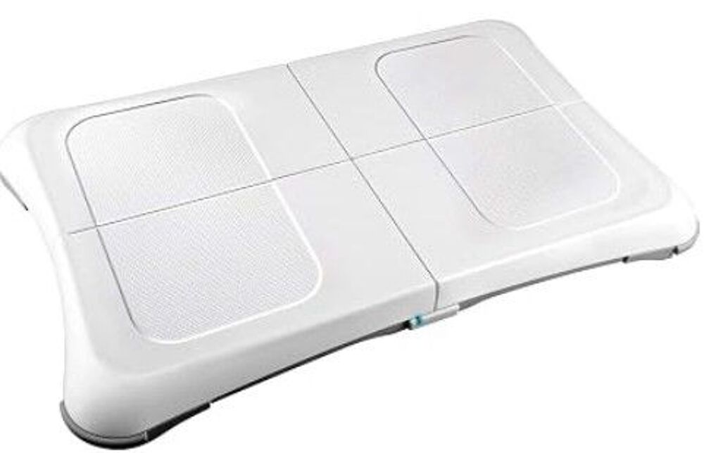 Wii Fit Plus Balance Board Consoles et jeux vidéos