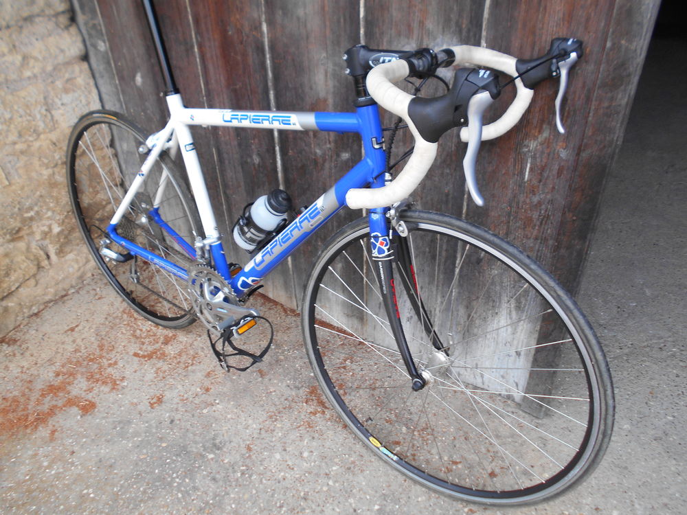 V&eacute;lo de course Lapierre FDJ Vélos