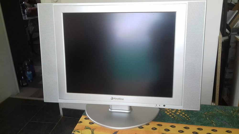 Vends TV 51 cm Photos/Video/TV