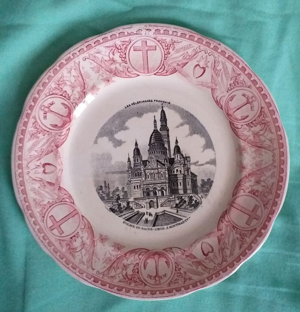 Assiette ancienne Eglise du sacr&eacute; coeur Montmartre - DIGOIN 
