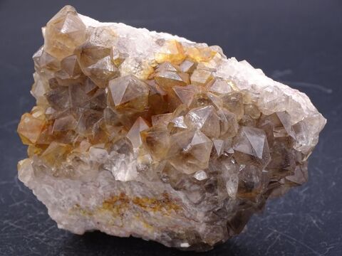 Quartz Berrien Finistère Bretagne France 558gr 98 x 72 x 62 27 Moyenmoutier (88)