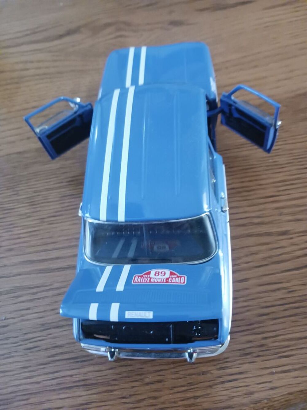 RENAULT 8 GORDINI BLEU . 