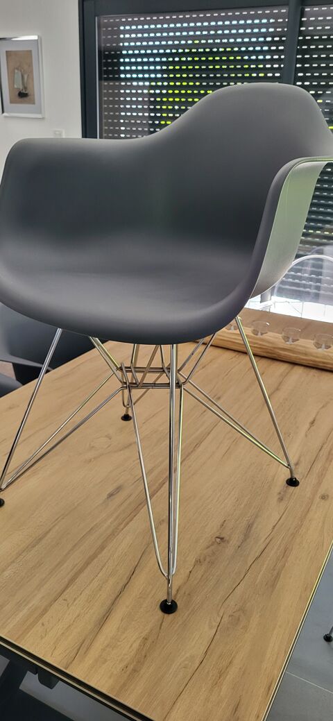 Chaises contemporaines salle  manger 75 Sainte-Savine (10)